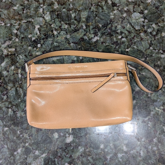 Calvin Klein Leather Clutch EUC - Picture 1 of 11